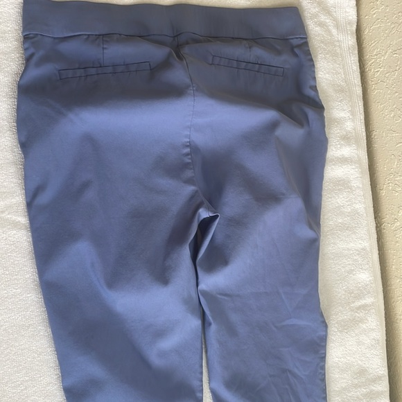 Jones New York ~ Capri Pull Up Trousers - Picture 4 of 6